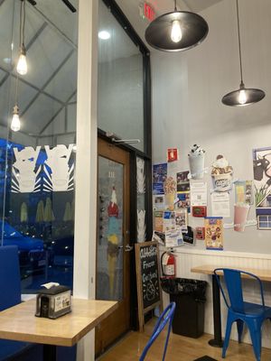 Abbott's Frozen Custard - Arlington Center by null