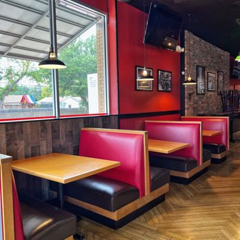 Eastside Pizza Pasta - booths and tables - Pizza Near Me - Plano, Texas Eastside Pizza Pasta - booths and tables - Pizza Near Me - Plano, Texas