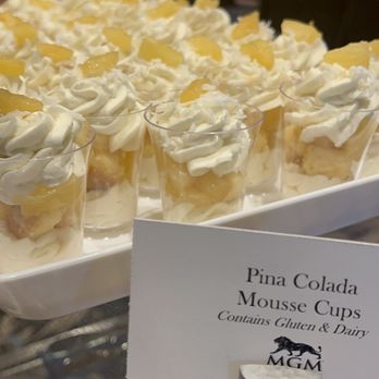BetMGM Sportsbook at MGM Springfield - Pins colada mousse - Casinos Near Me - Springfield, Massachusetts