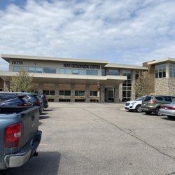 Bone And Joint Surgery Center Of Novi - Front entrance