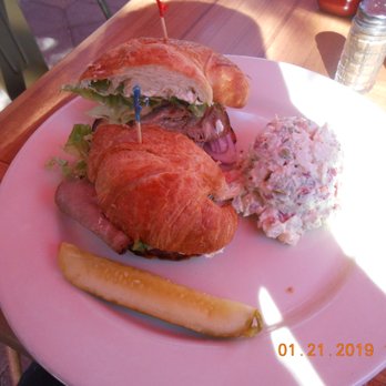 McGregor Cafe - Breakfast & Brunch Near Me - Fort Myers, Florida McGregor Cafe - Breakfast & Brunch Near Me - Fort Myers, Florida