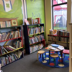 Charlin's Book Nook - Kids area