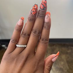 Redondo 7 Nails - Gel nails with monarch butterfly design with rhinestones