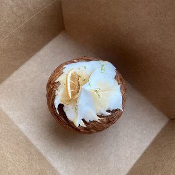Fondry - Yuzu Croissant - Cafes Near Me - Los Angeles, California
