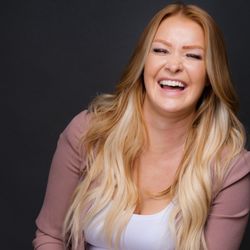 Will Sundquist Photography Studio - Head shot