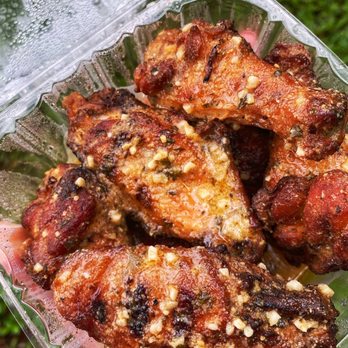 Lil Greenhouse Grill - Wings - Soul Food Near Me - Miami, Florida