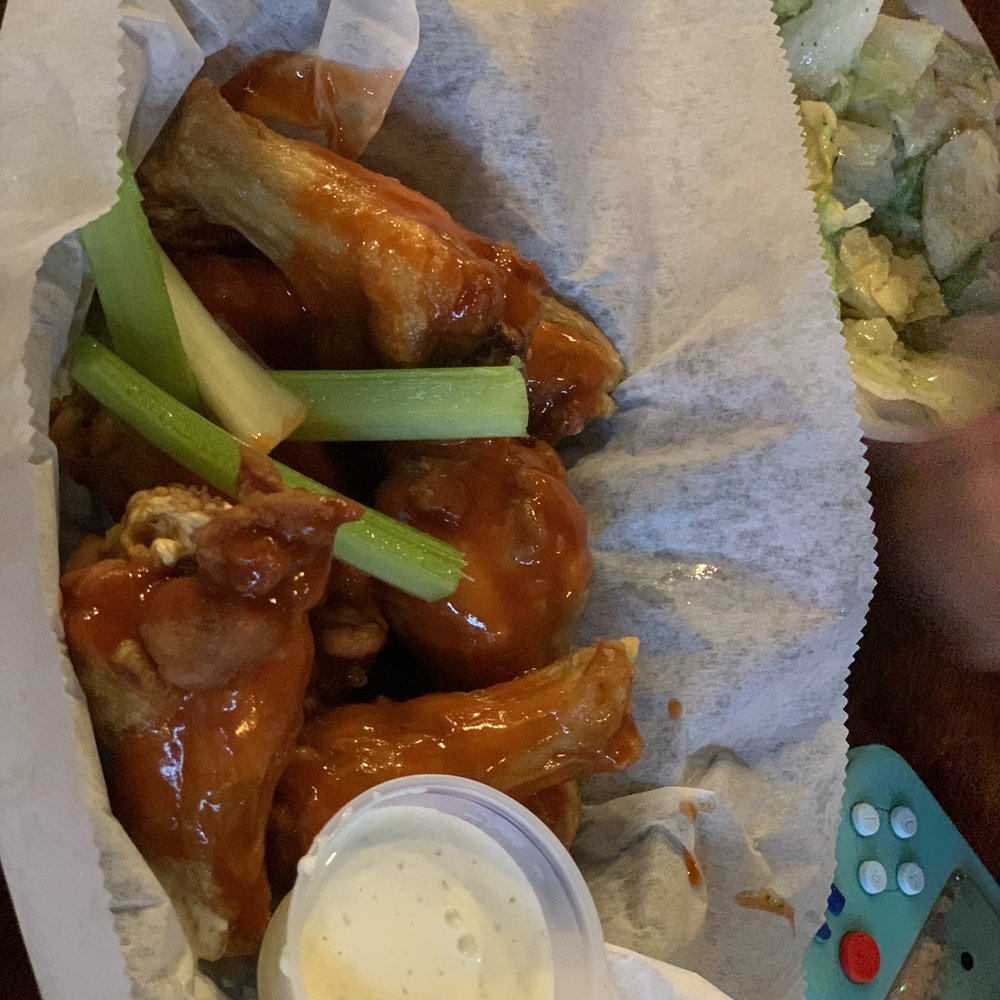 Main Street Tavern - Buffalo wings - American Near Me - Montevallo, Alabama Main Street Tavern - Buffalo wings - American Near Me - Montevallo, Alabama