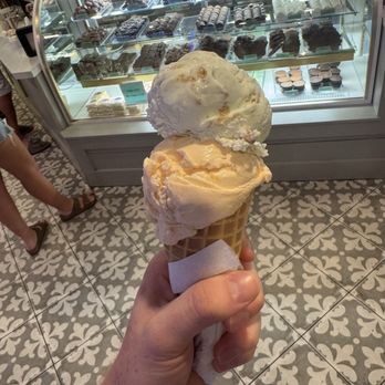 Matt's Ice Cream - Key lime pie and peach - Ice Cream & Frozen Yogurt Near Me - Gulf Shores, Alabama Matt's Ice Cream - Key lime pie and peach - Ice Cream & Frozen Yogurt Near Me - Gulf Shores, Alabama