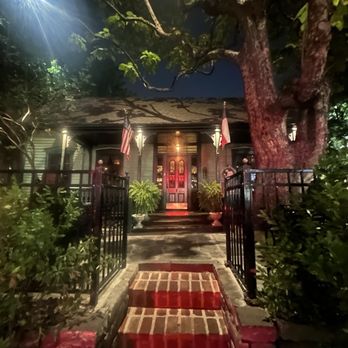 Bowen House - Outdoor Entrance - Cocktail Bars Near Me - Dallas, Texas