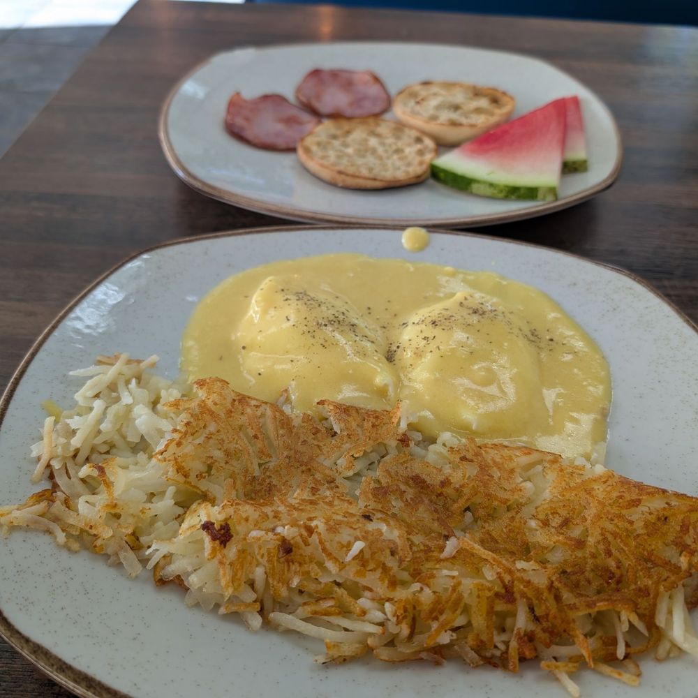 Mamas Kitchen - Deconstructed eggs benedict - Breakfast & Brunch Near Me - Tampa, Florida Mamas Kitchen - Deconstructed eggs benedict - Breakfast & Brunch Near Me - Tampa, Florida