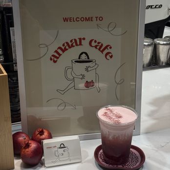 Anaar Cafe - anaar-raspberry spritz with a rose cold foam - Coffee & Tea Near Me Anaar Cafe - anaar-raspberry spritz with a rose cold foam - Coffee & Tea Near Me