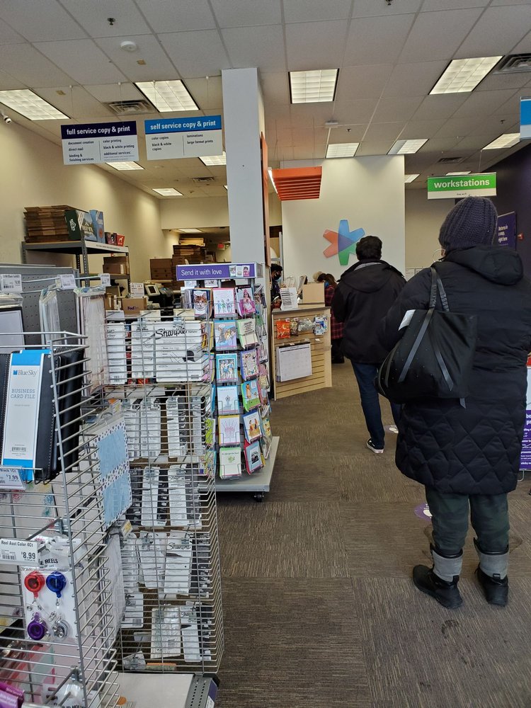 FEDEX OFFICE PRINT & SHIP CENTER Updated September 2024 25 Reviews 689 Sunrise Hwy