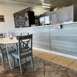 Karavela's Mexican and Peruvian Food - Inside