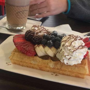 Le Petit Belge - The mixed berry waffle-so photogenic!!! - Breakfast & Brunch Near Me - Vancouver, British Columbia Le Petit Belge - The mixed berry waffle-so photogenic!!! - Breakfast & Brunch Near Me - Vancouver, British Columbia