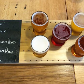 Stitch House Brewery - Beer flight - New American Near Me - Wilmington, Delaware Stitch House Brewery - Beer flight - New American Near Me - Wilmington, Delaware