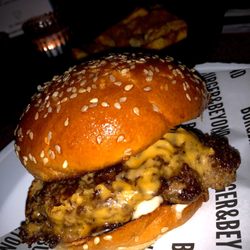 Burger & Beyond