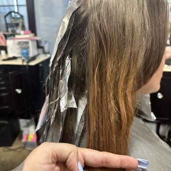 Studio Z Hair Salon - Before - Hair Extensions Near Me - Norco, California Studio Z Hair Salon - Before - Hair Extensions Near Me - Norco, California