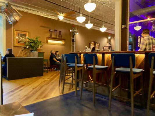 SQZBX Brewery & Pizza by null