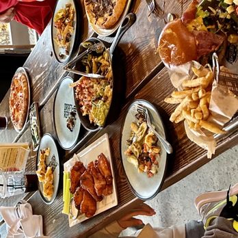 Draft Republic Carlsbad - Comfort Food Near Me - Carlsbad, California