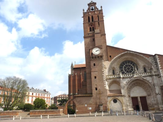 Saint-Etienne Cathedral by null