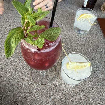 Sparrow - berry fizz - American Near Me - Peoria, Arizona