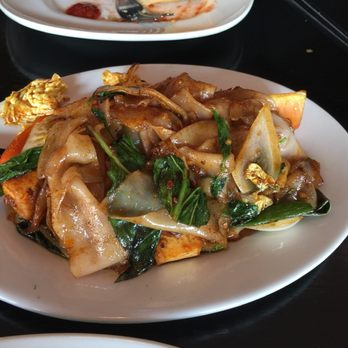 Thai Bloom! - Pad Thai - Thai Near Me - Portland, Oregon