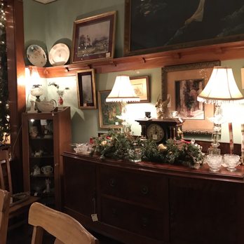 Amazing Grace Antiques - Room seat up - Antiques Near Me - Elburn, Illinois
