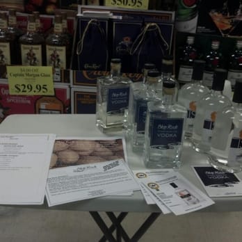 Uptown Liquor - Vodka & Gin sampling - Beer, Wine & Spirits Near Me - Portland, Oregon