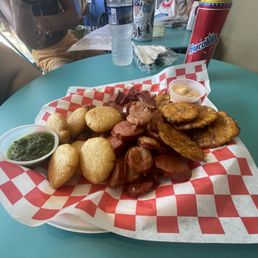 Sausage trio plate Sausage trio plate