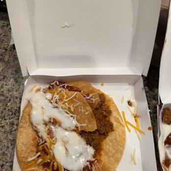 Taco Bell - 2022 Mexican Pizza - Fast Food Near Me - Phoenix, Arizona