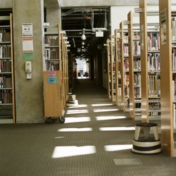 Cascadia College - Library we share with UW