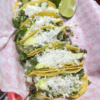 Tacos El Guero - Minis tacos bistec - Food Trucks Near Me - San Marcos, Texas Tacos El Guero - Minis tacos bistec - Food Trucks Near Me - San Marcos, Texas