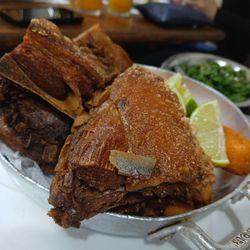 Magia da Minas - Suckling pig so crispy and flavorful