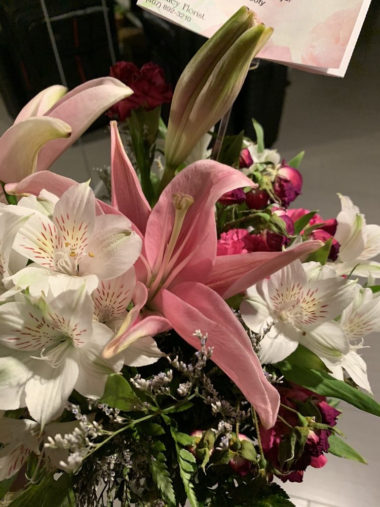 HERSHEY FLORISTS Updated August 2024 813 13th St., St. Cloud, Florida Florists Phone