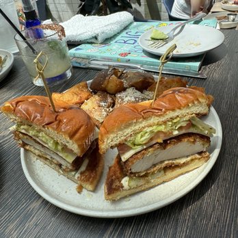 Bar Serra - Cocktail Bars Near Me - Tulsa, Oklahoma