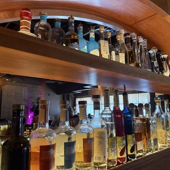 Quemar - Bar - Latin American Near Me - Virginia Beach, Virginia