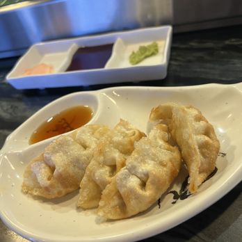 Hiroba Sushi - Sushi Bars Near Me - Sparks, Nevada