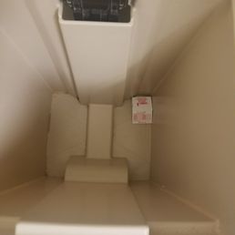 Trap in laundry hamper Trap in laundry hamper