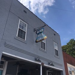 Beach House Grille - Storefront and covered outdoor seating