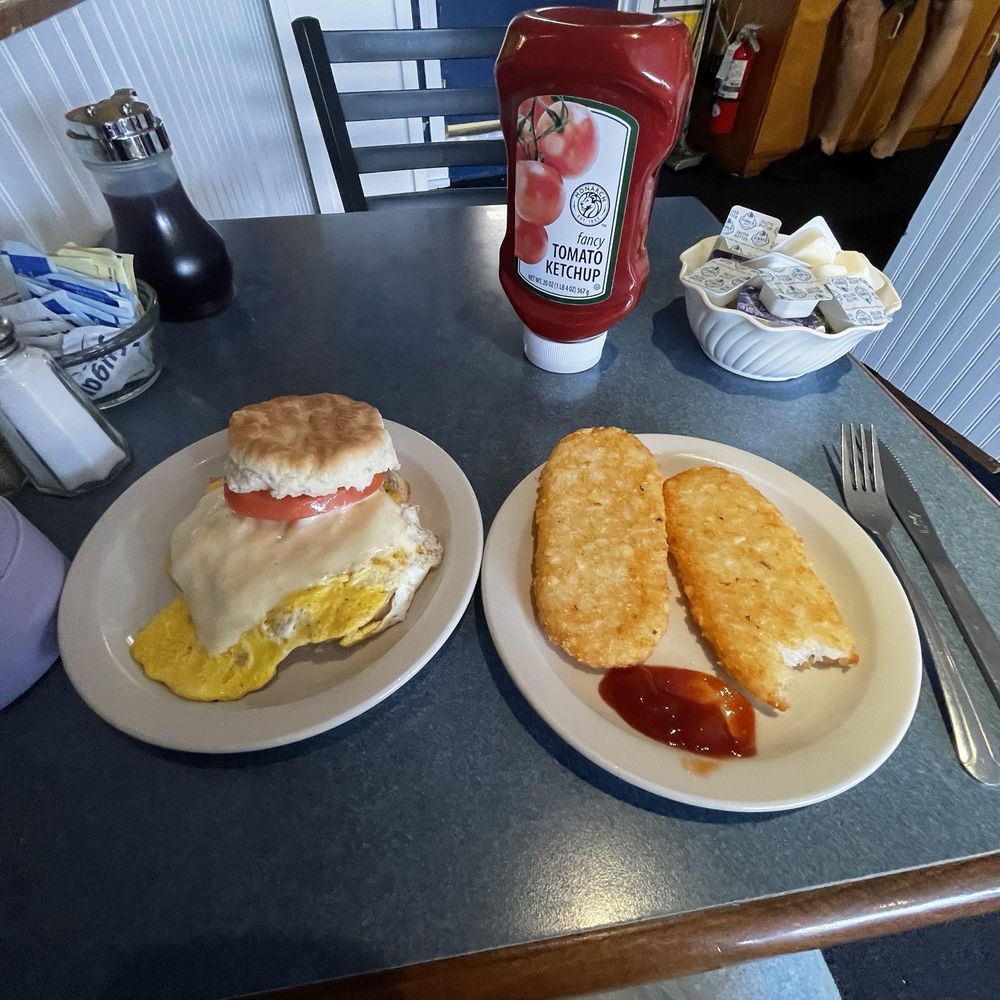 Biscuits - Egg & cheese, hash browns - Breakfast & Brunch Near Me - Oak Bluffs, Massachusetts Biscuits - Egg & cheese, hash browns - Breakfast & Brunch Near Me - Oak Bluffs, Massachusetts