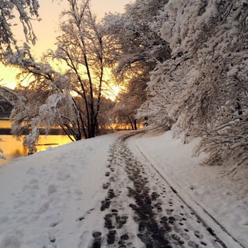 Jamaica Pond - Running after a fresh snowfall - Parks Near Me - Jamaica Plain, Massachusetts