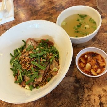 Leung Noodle - Number 8: bbq pork with combination noodles. - Vietnamese Near Me - San Jose, California Leung Noodle - Number 8: bbq pork with combination noodles. - Vietnamese Near Me - San Jose, California