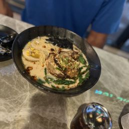 Tonkotsu Tonkotsu