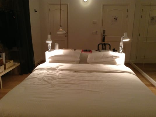 9HOTEL CENTRAL by null