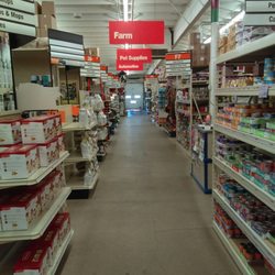 Fleet Farm - Aisle.