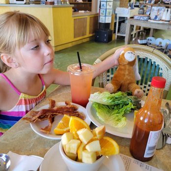 Hula Hut - Bacon and fruit for the girl, lettuce for the goat! - Ice Cream & Frozen Yogurt Near Me - Avila Beach, California Hula Hut - Bacon and fruit for the girl, lettuce for the goat! - Ice Cream & Frozen Yogurt Near Me - Avila Beach, California