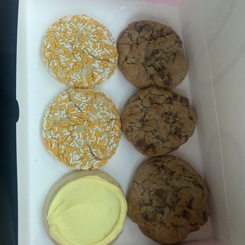 Crumbl - Amherst - Bakeries Near Me - Amherst, New York Crumbl - Amherst - Bakeries Near Me - Amherst, New York