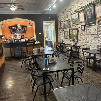 Justitia’s - Coffee & Tea Near Me - Belleville, Illinois
