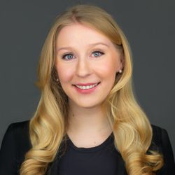 Portraits by Jared Wolfe - Professional Headshot for Linkedin