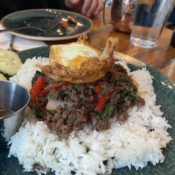 Khao San Road - Thai Near Me - Toronto, Ontario